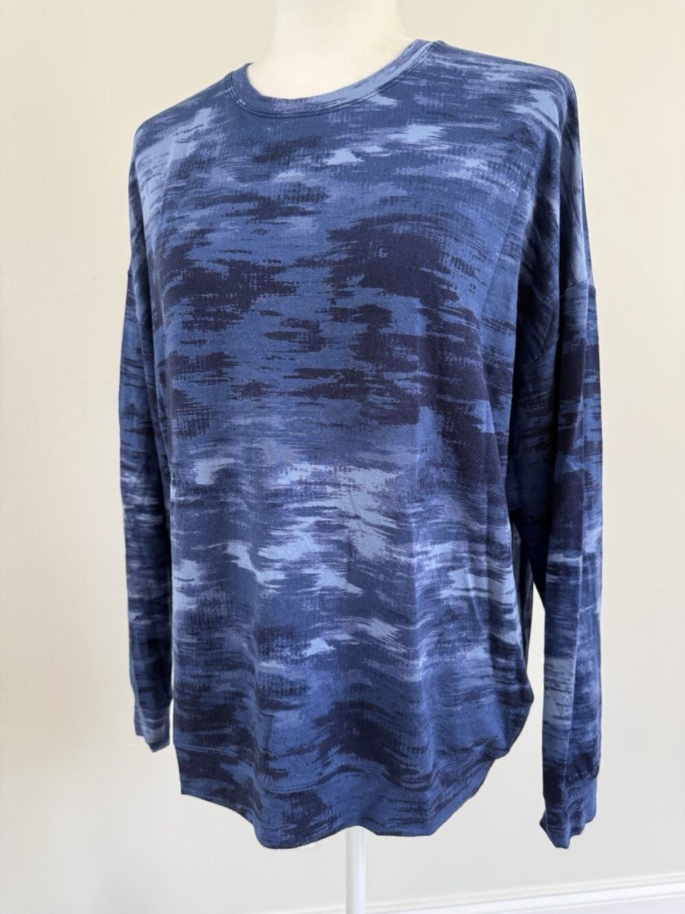 Athleta Women’s Crew Neck Cotton Stretchy LS Blue Modal Spandex S